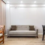 Modern Flat Close To Osmanbey Metro Station